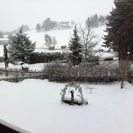 Garni Waldfrieden Hotel กัสเตลรอตโต ภายนอก รูปภาพ
